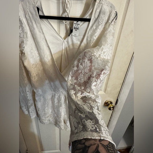 NWT Women’s Express Romper lace long sleeve white size medium - Picture 7 of 7